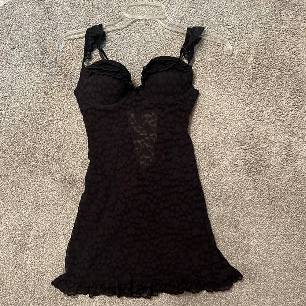 ‘The Lacie’ sexy chemise size small ✨🖤✨